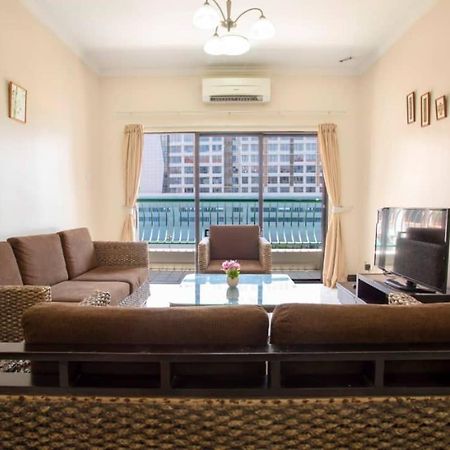 Marina Court Resort Kota Kinabalu-Stay And Get Cash Rebate מראה חיצוני תמונה
