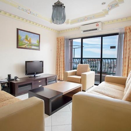 Marina Court Resort Kota Kinabalu-Stay And Get Cash Rebate מראה חיצוני תמונה