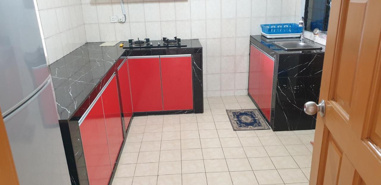 Marina Court Resort Kota Kinabalu-Stay And Get Cash Rebate מראה חיצוני תמונה