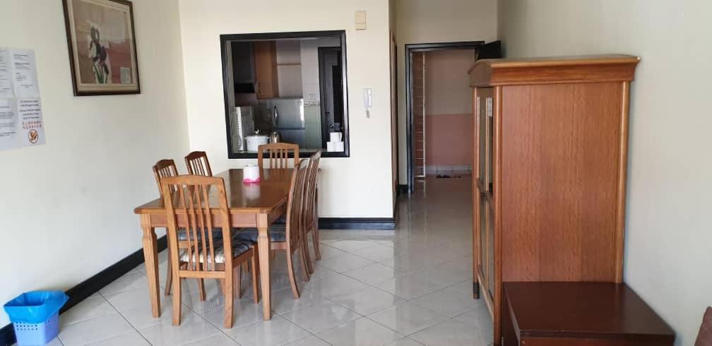 Marina Court Resort Kota Kinabalu-Stay And Get Cash Rebate מראה חיצוני תמונה