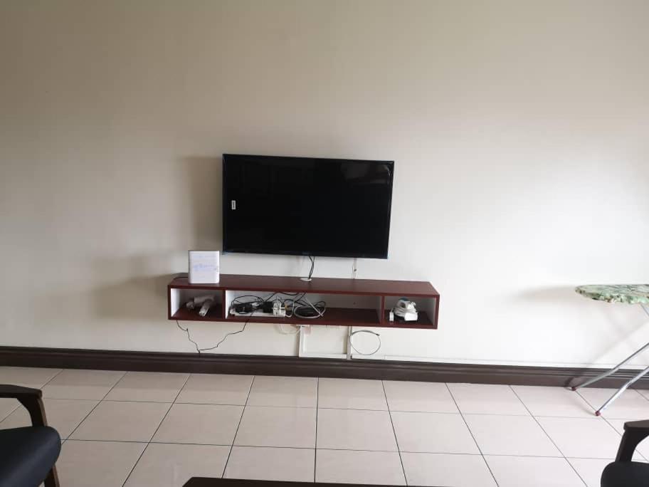 Marina Court Resort Kota Kinabalu-Stay And Get Cash Rebate חדר תמונה