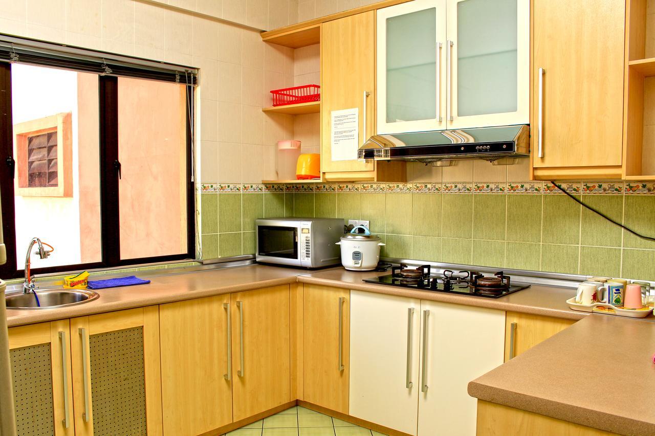 Marina Court Resort Kota Kinabalu-Stay And Get Cash Rebate מראה חיצוני תמונה
