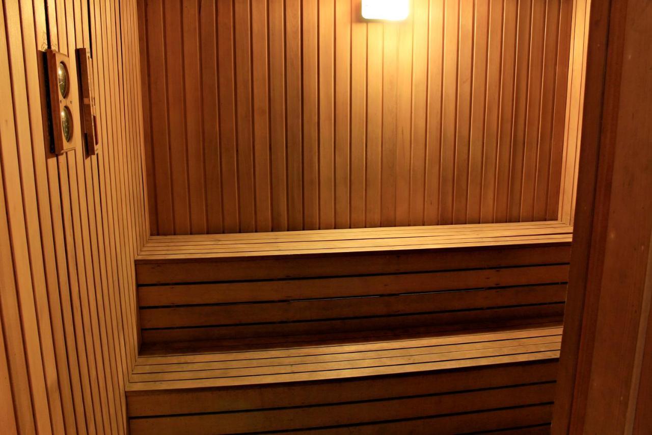 Marina Court Resort Kota Kinabalu-Stay And Get Cash Rebate מראה חיצוני תמונה