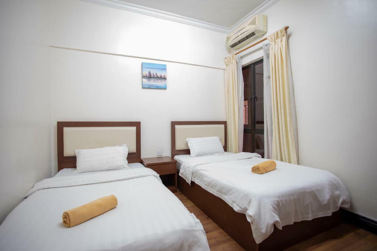 Marina Court Resort Kota Kinabalu-Stay And Get Cash Rebate מראה חיצוני תמונה