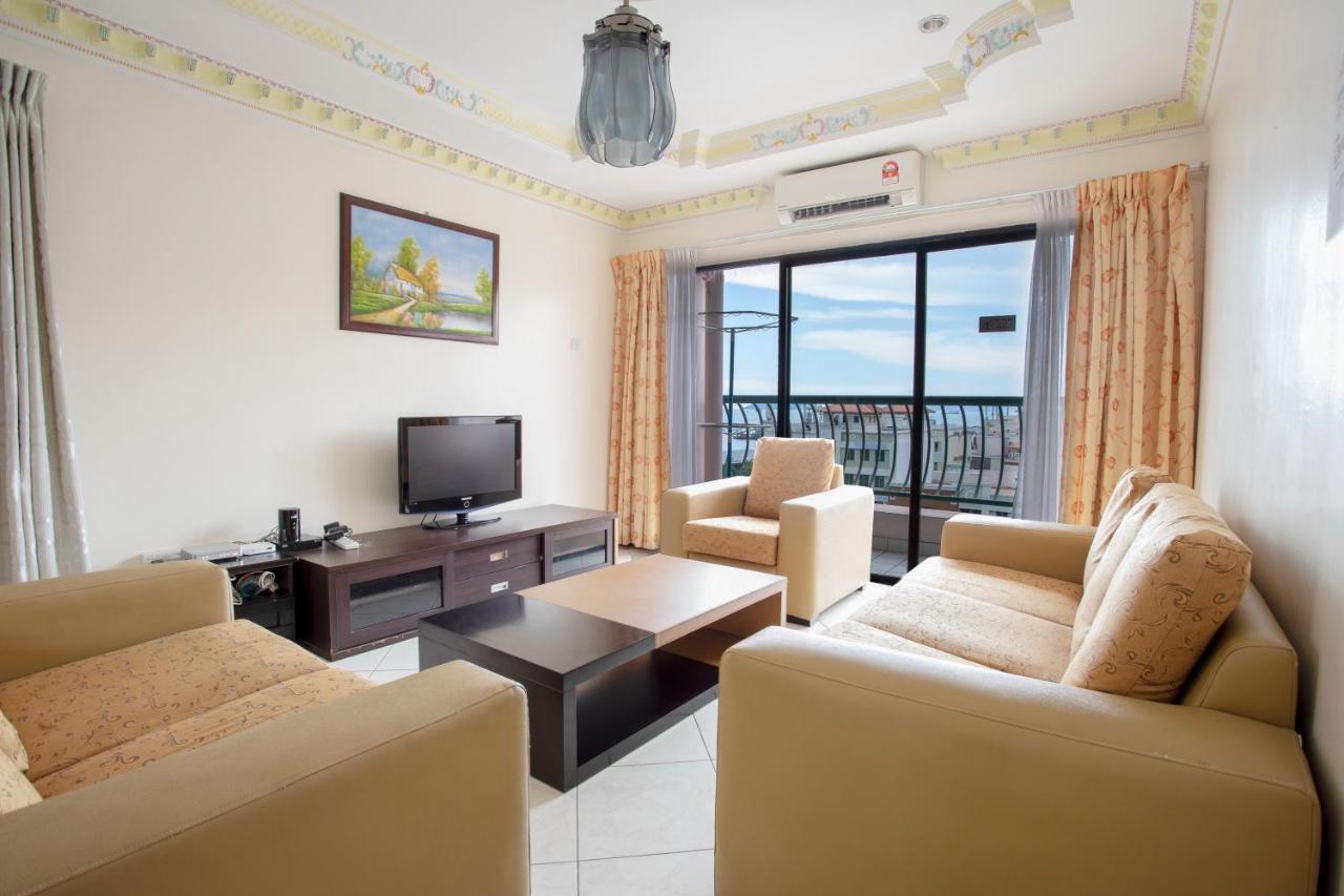 Marina Court Resort Kota Kinabalu-Stay And Get Cash Rebate מראה חיצוני תמונה